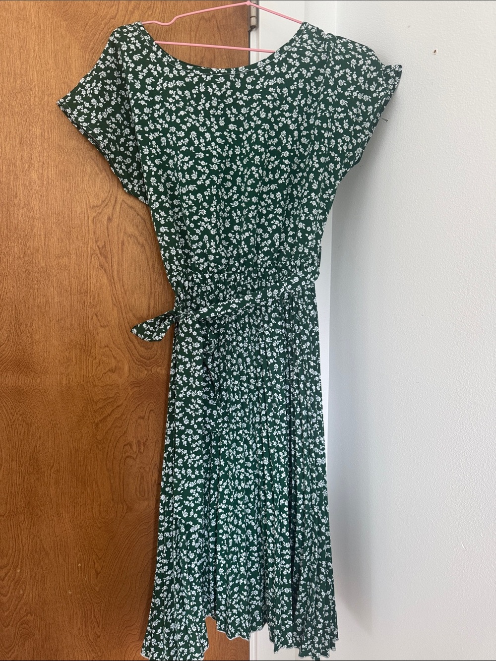Green Floral Tie-Waist Midi Dress